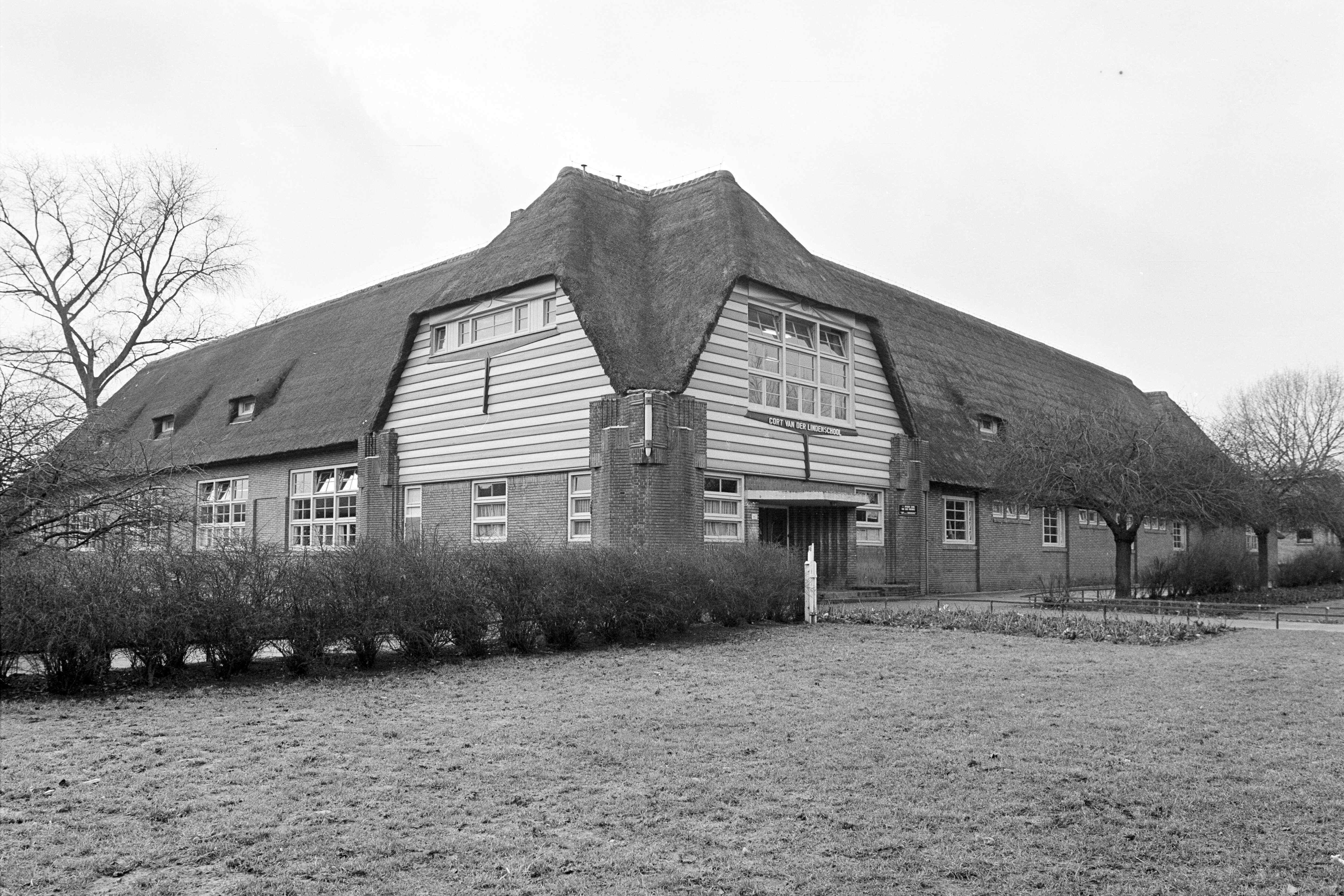 IVVD Iconische Rietendakschool behouden voor toekomst 2