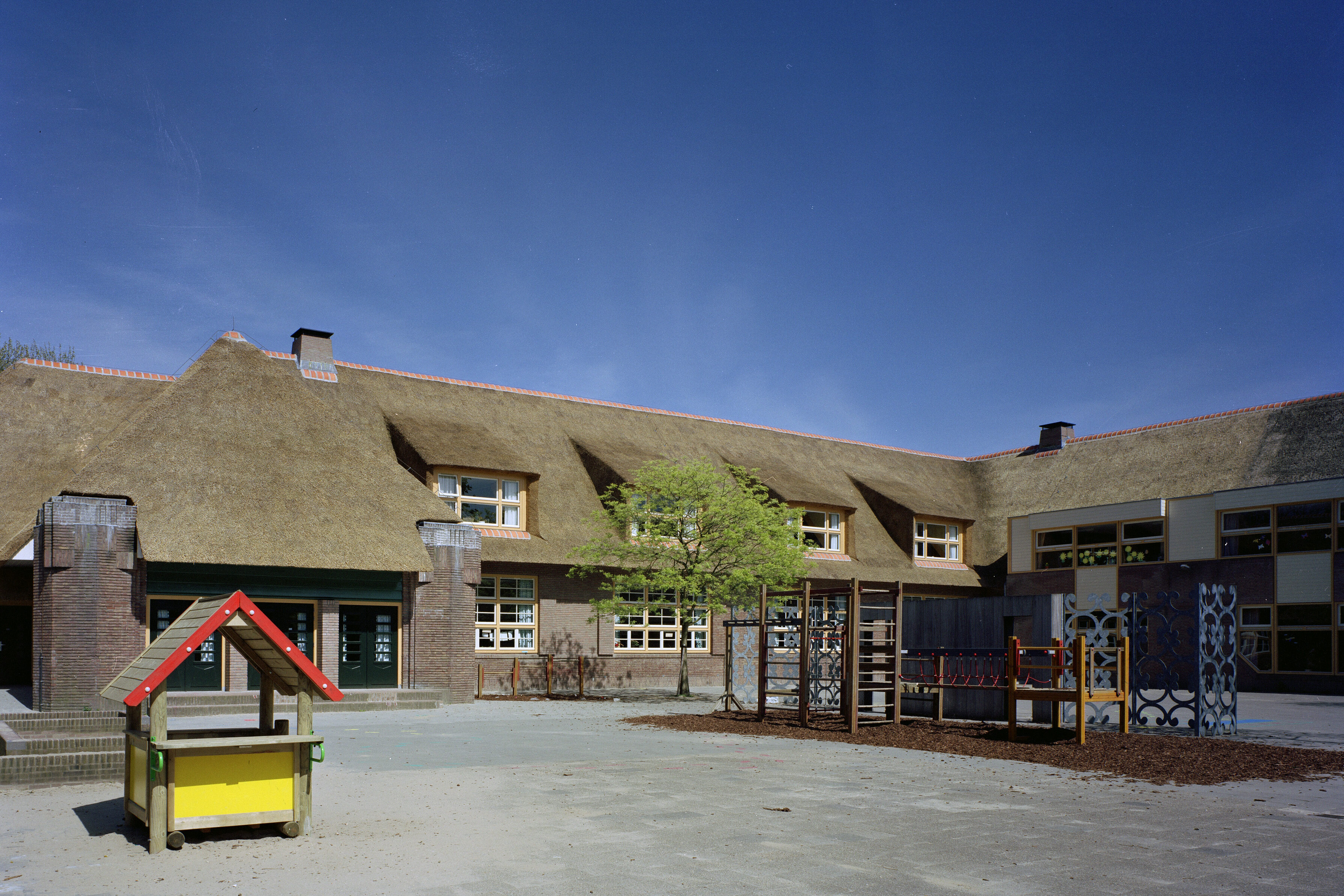 IVVD Iconische Rietendakschool behouden voor toekomst 6