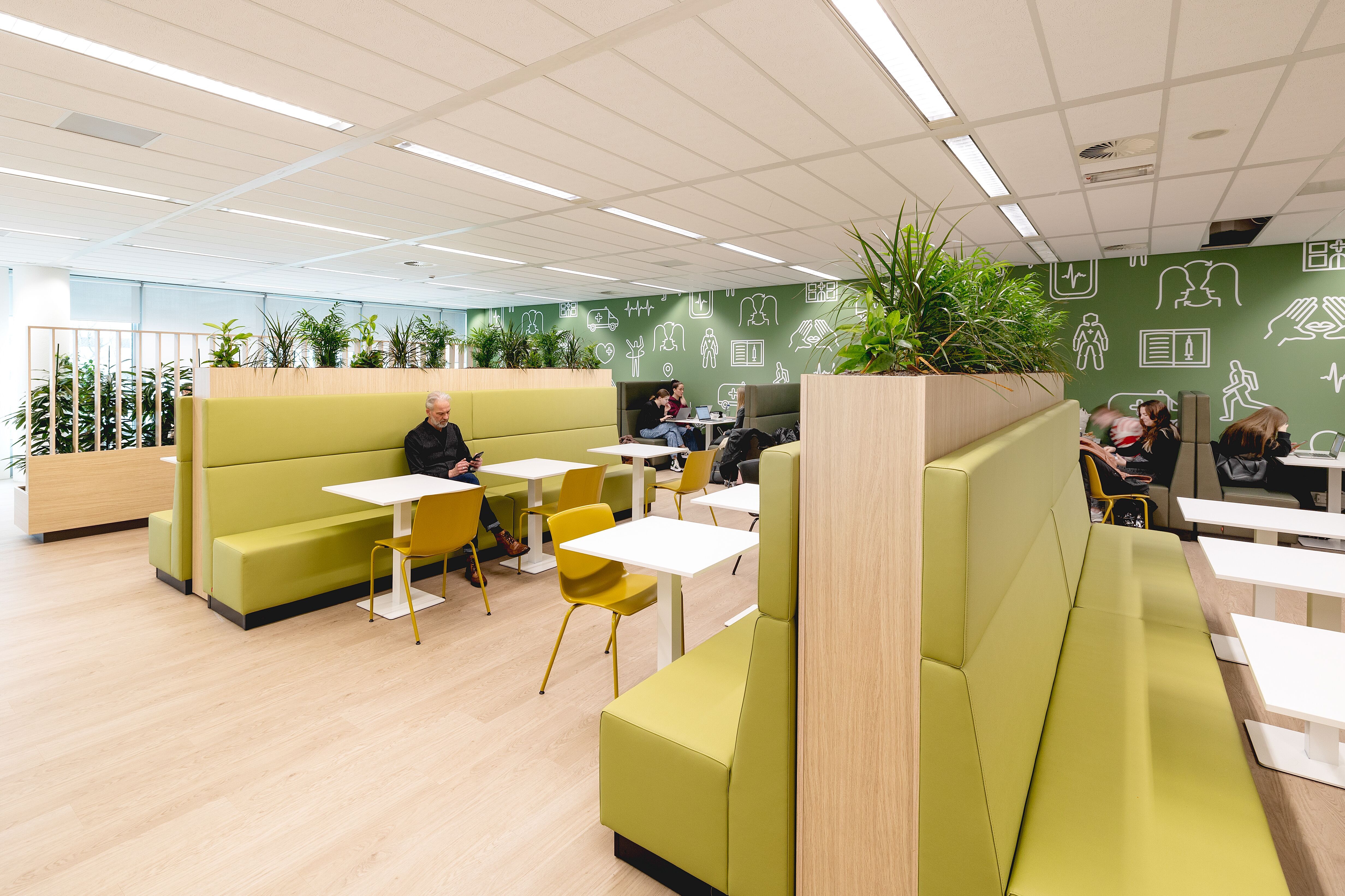 Large Gispen education project interior view of Rotterdam University of Applied Sciences CTH42